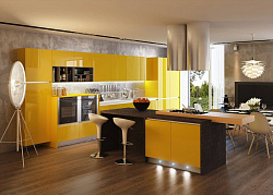 Небольшая глянцевая кухня в жёлтом цвете с островом