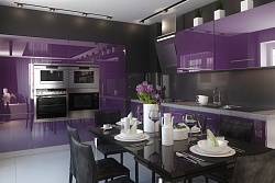 Кухня с фиолетовыми фасадами кварц